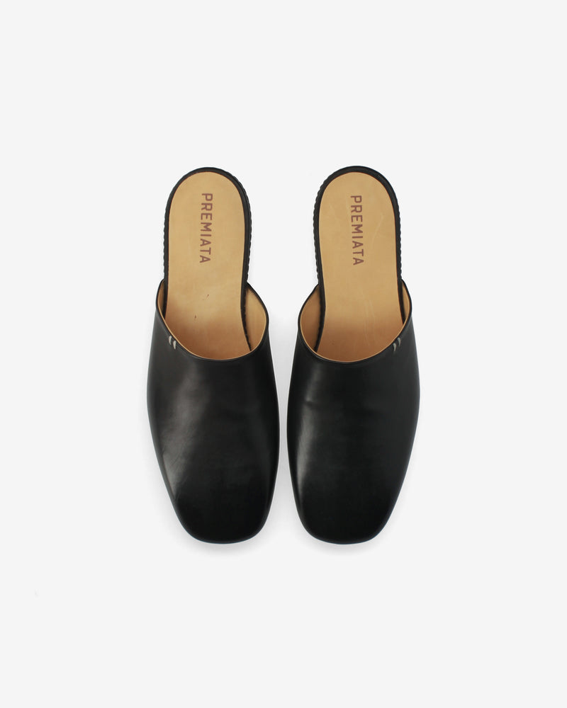 Mules in pelle nera