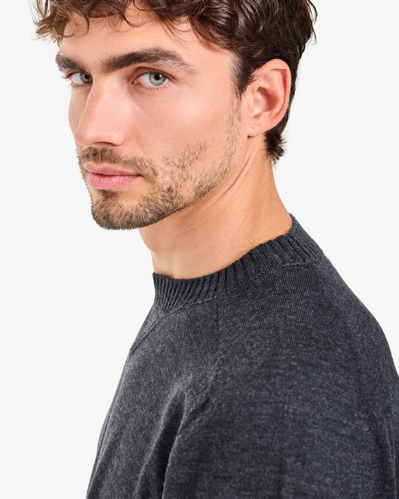Maglia in lana girocollo